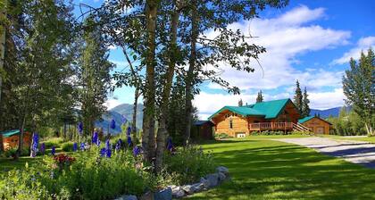 Secluded Rustic Wilderness Lodge & Cabin Retreat with Private Lake, Sauna & Adventure Trails near Tok, Alaska