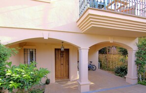 Exterior detail - Awesome home in Mijas with swimming pool (Mijas)