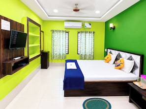 Deluxe Double Room, Berbilang Katil, Penyaman udara | Pemandangan dari bilik