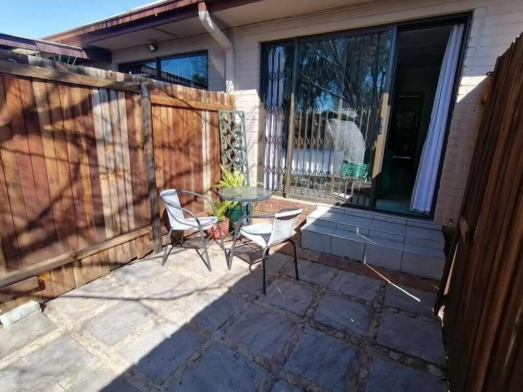 Standard Single Room, Patio, Garden View | Outdoor dining
