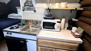 Coffee/tea maker, microwave, stovetop, cookware/dishes/utensils