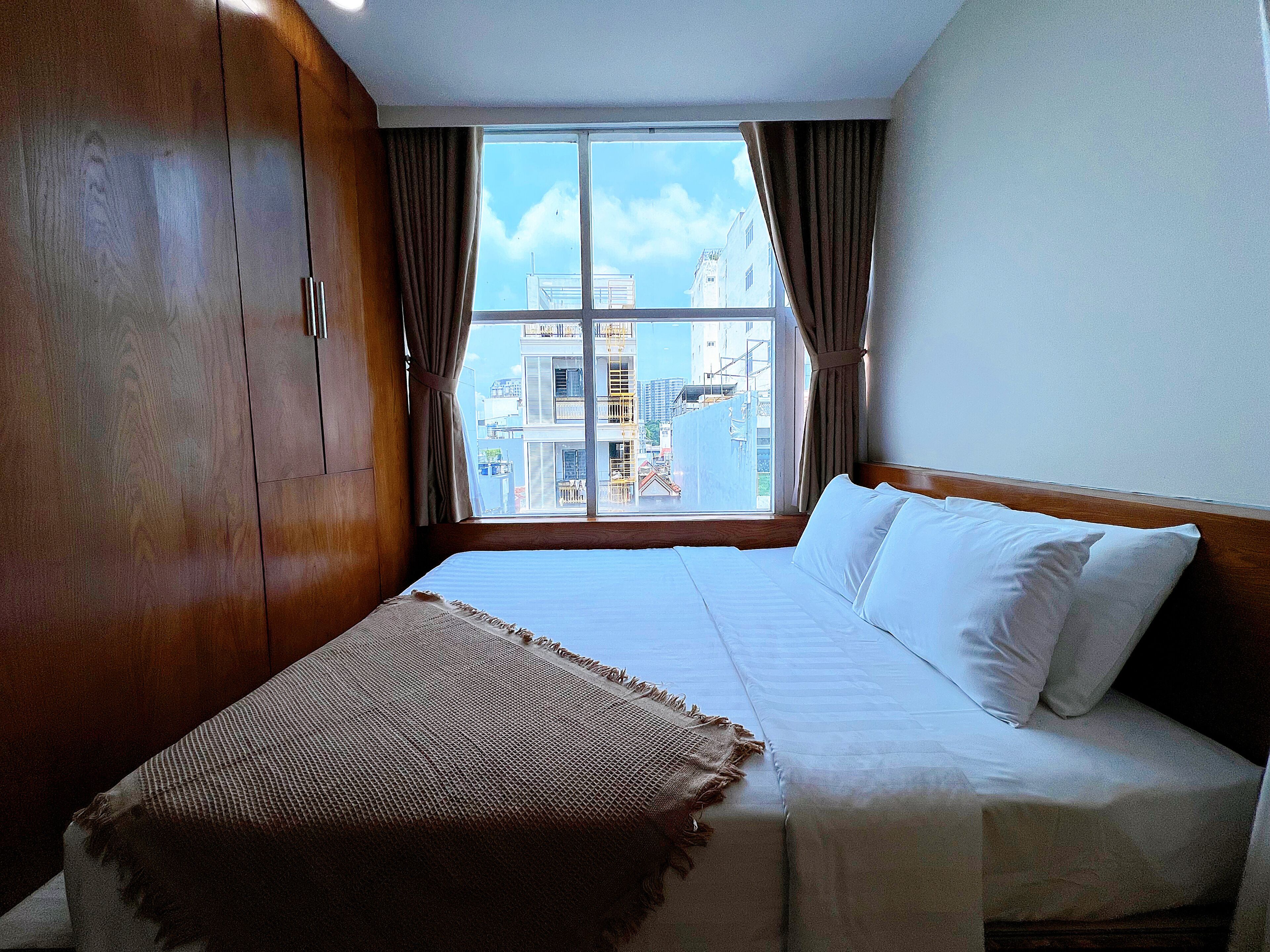 Minibar, in-room safe, individually decorated, individually furnished
