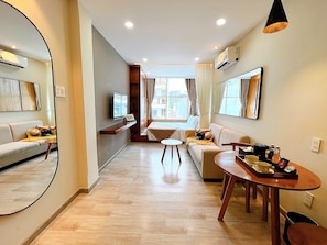 View from room - La Doma Hotel-Airport Serviced Residence (Tan Son Hoa)