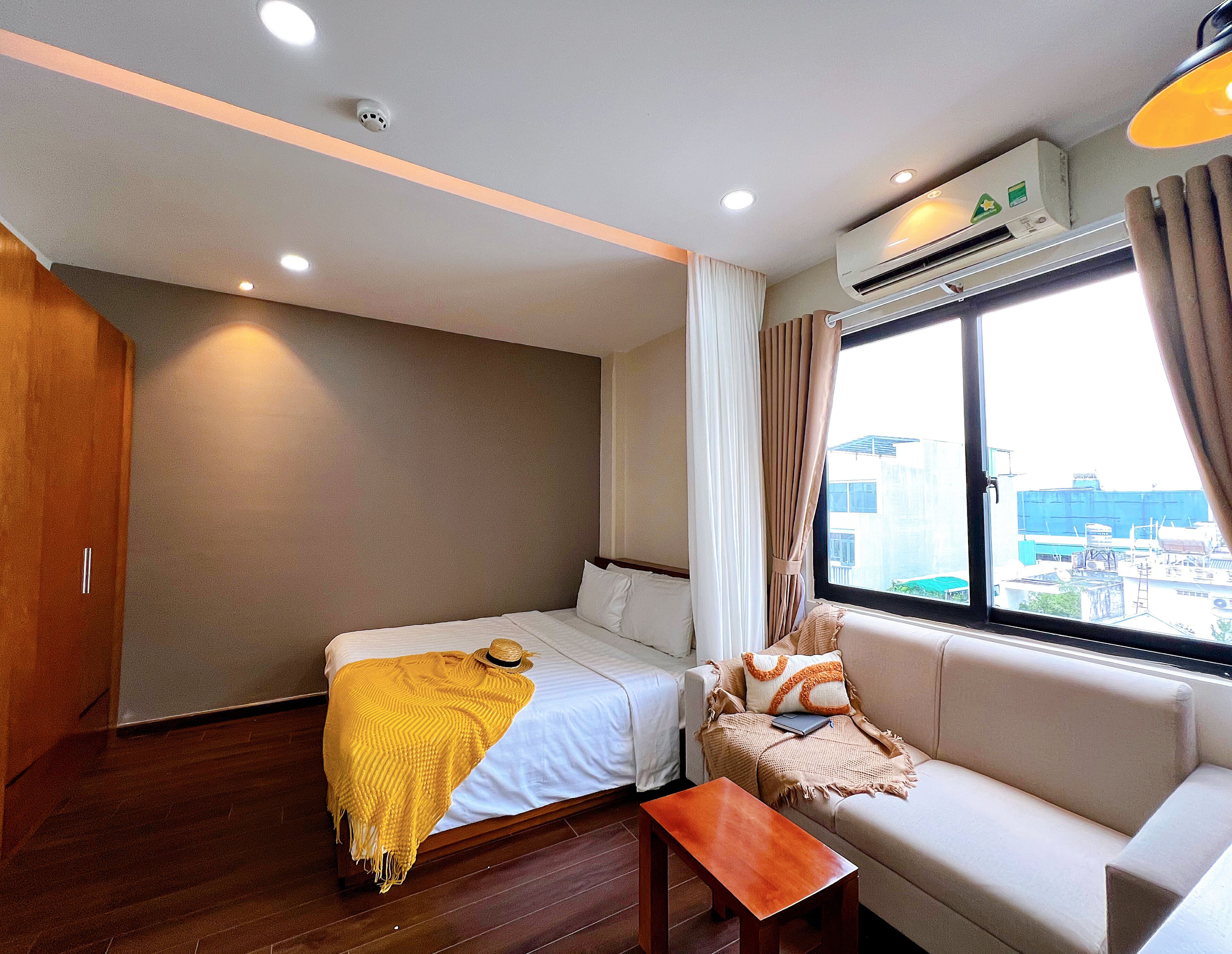 Minibar, in-room safe, individually decorated, individually furnished