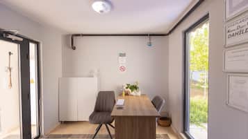Comfort Apartment, Balcony, Sea View | Dining