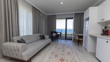 Comfort appartement, balkon, uitzicht op zee | Woonruimte
