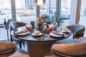 Dinner served  - Hotel zum Kaiserdom (Speyer)
