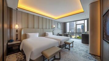 In-room safe, desk, iron/ironing board, WiFi (free)