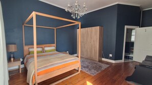 4 bedrooms, WiFi (free), bed sheets - Herbert House (Cape Town)