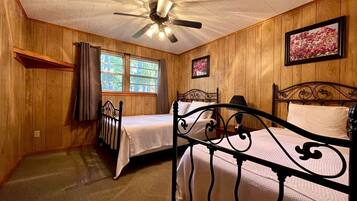 3 bedrooms, WiFi, bed sheets