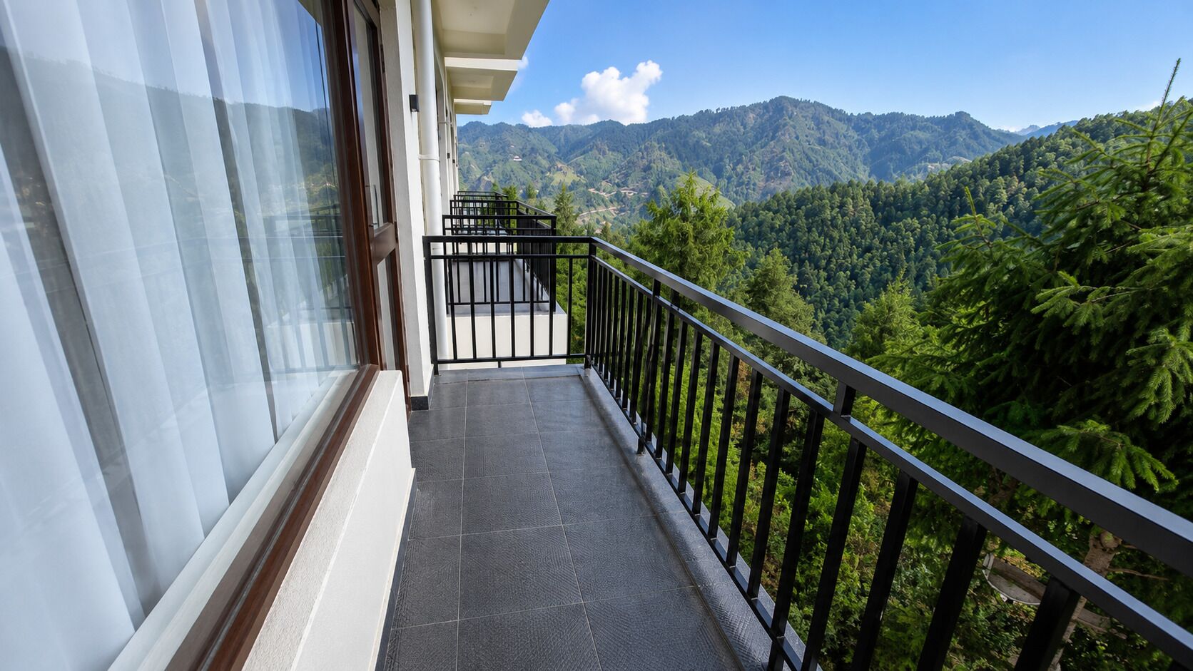 Classic Room, Balcony, Mountain View | Balcony view