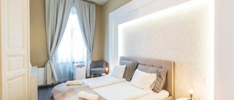 2 bedrooms
