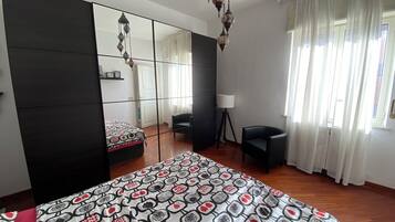 1 Schlafzimmer, Bügeleisen/Bügelbrett, WLAN, Bettwäsche