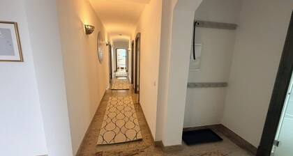 Großzügige 250 m² Villa Historica Fewo: bis 10 Pers. mit Garten inkl. Parkplatz