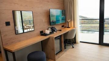 Kamar Deluks, pemandangan danau | Interior