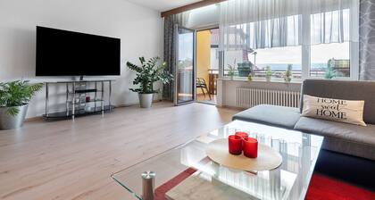 Apartment 'La Luna' with Shared Garden, Balcony, and Wi-Fi