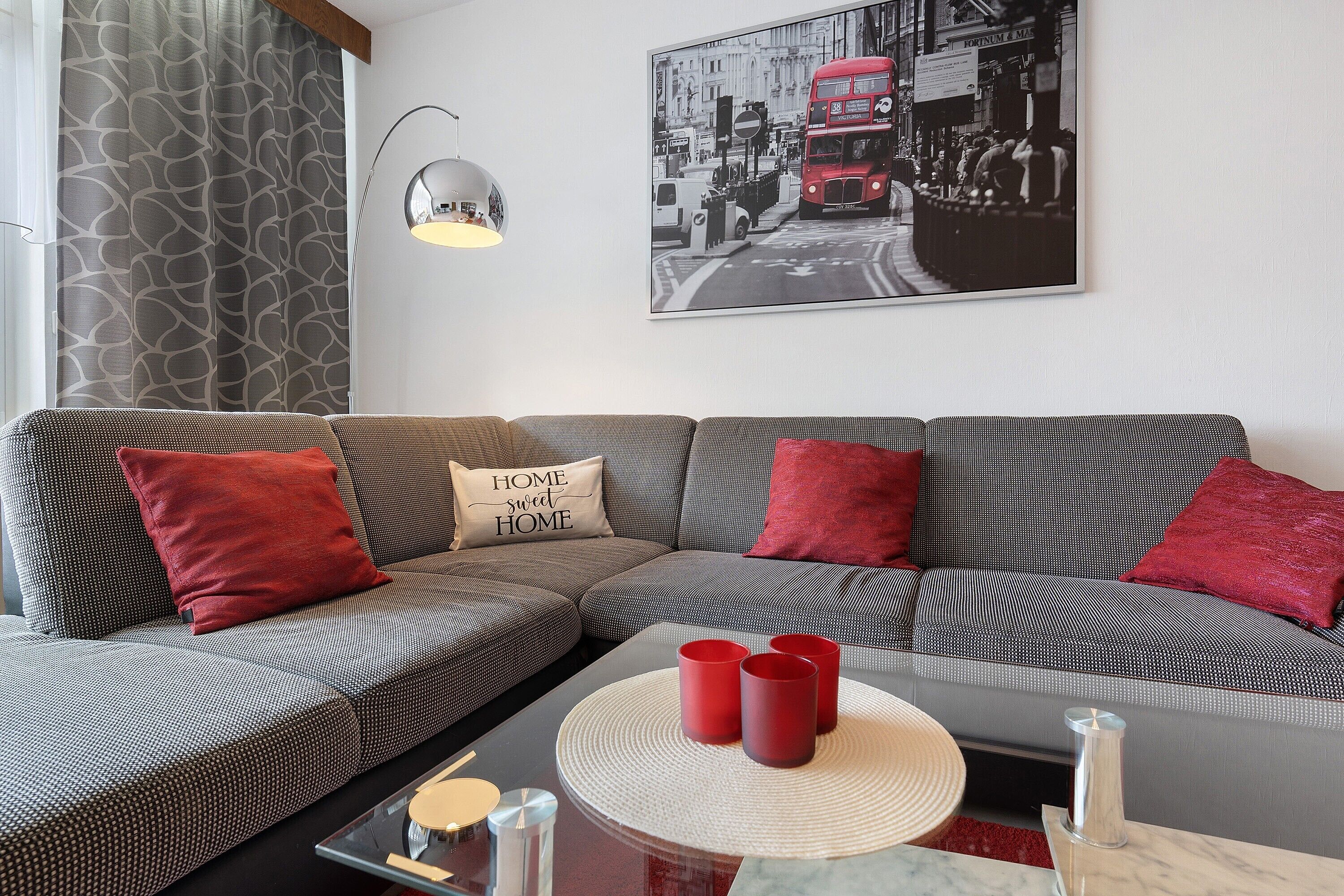 Fernseher, Stereoanlage