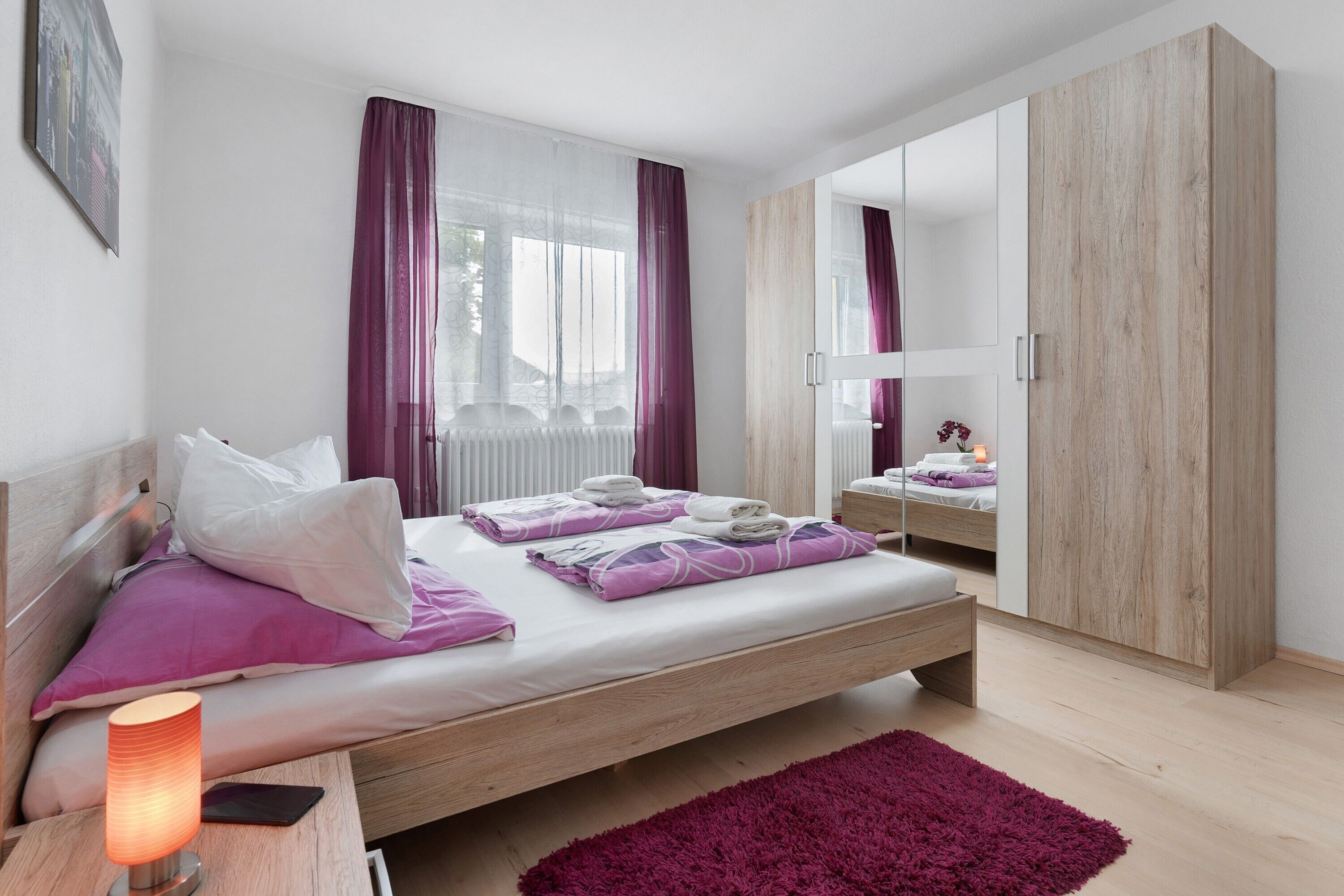 Iron/ironing board, WiFi, bed sheets