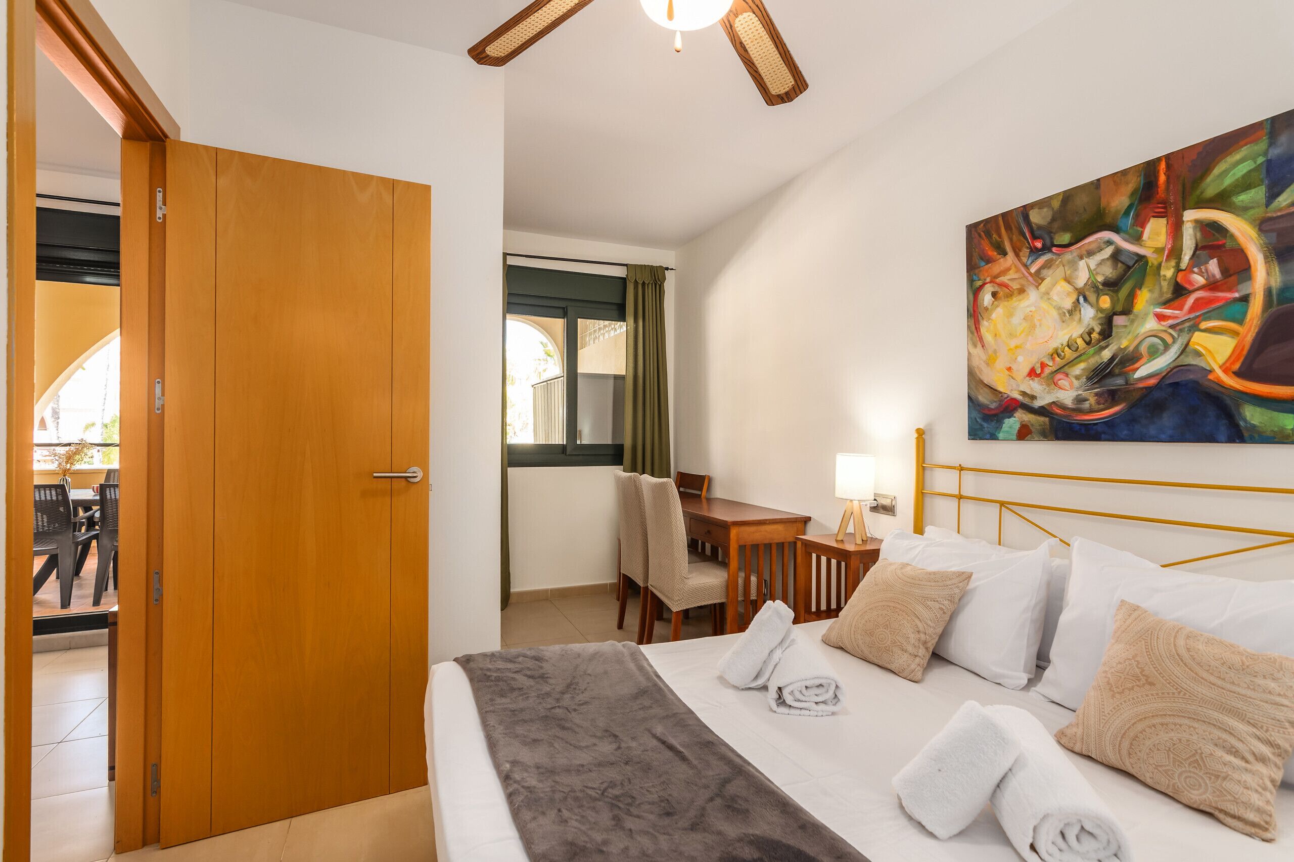 Iron/ironing board, free WiFi, bed sheets