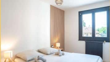 3 bedrooms, WiFi, bed sheets