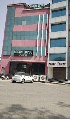 Exterior - Green Lotus Residency (New Delhi)