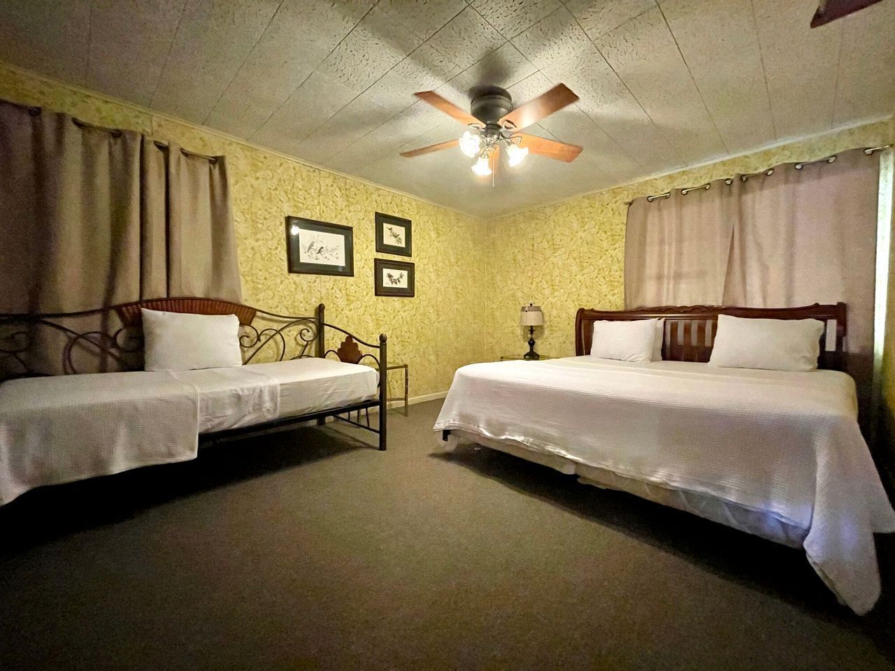 3 bedrooms, WiFi, bed sheets