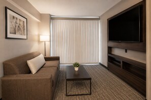 Economy Room | Living area - Downtown Ellison Suites (Toronto)
