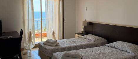 Double or Twin Room, Balcony, Sea View