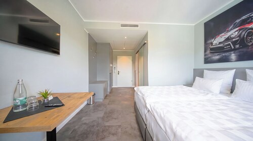Hotel BoxenStop