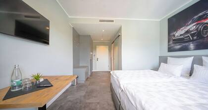 Hotel BoxenStop