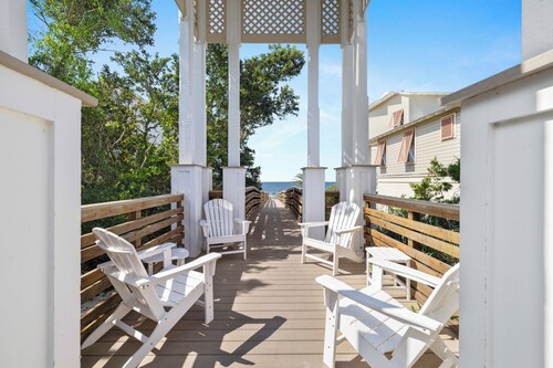 Kiva Dunes Lodge 304 by Liquid Life