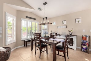 Dining - Estrella Mountain Ranch with backyard Oasis close to Golf (Goodyear)