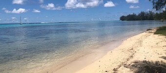 3BR Beachfront Villa Steps From the Lagoon