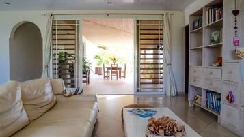 House | 3 bedrooms, Internet