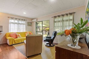 Ferienhaus | 2 Schlafzimmer, Internetzugang