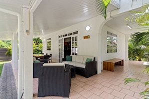 Room - Moorea Mahana House With Private Canal to Lagoon (Moorea-Maiao)