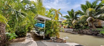 Moorea Mahana House With Private Canal to Lagoon