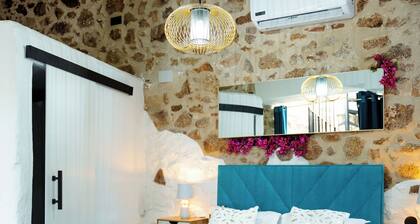 El Mirador de Montánchez Country House with Jacuzzi and Pool ****