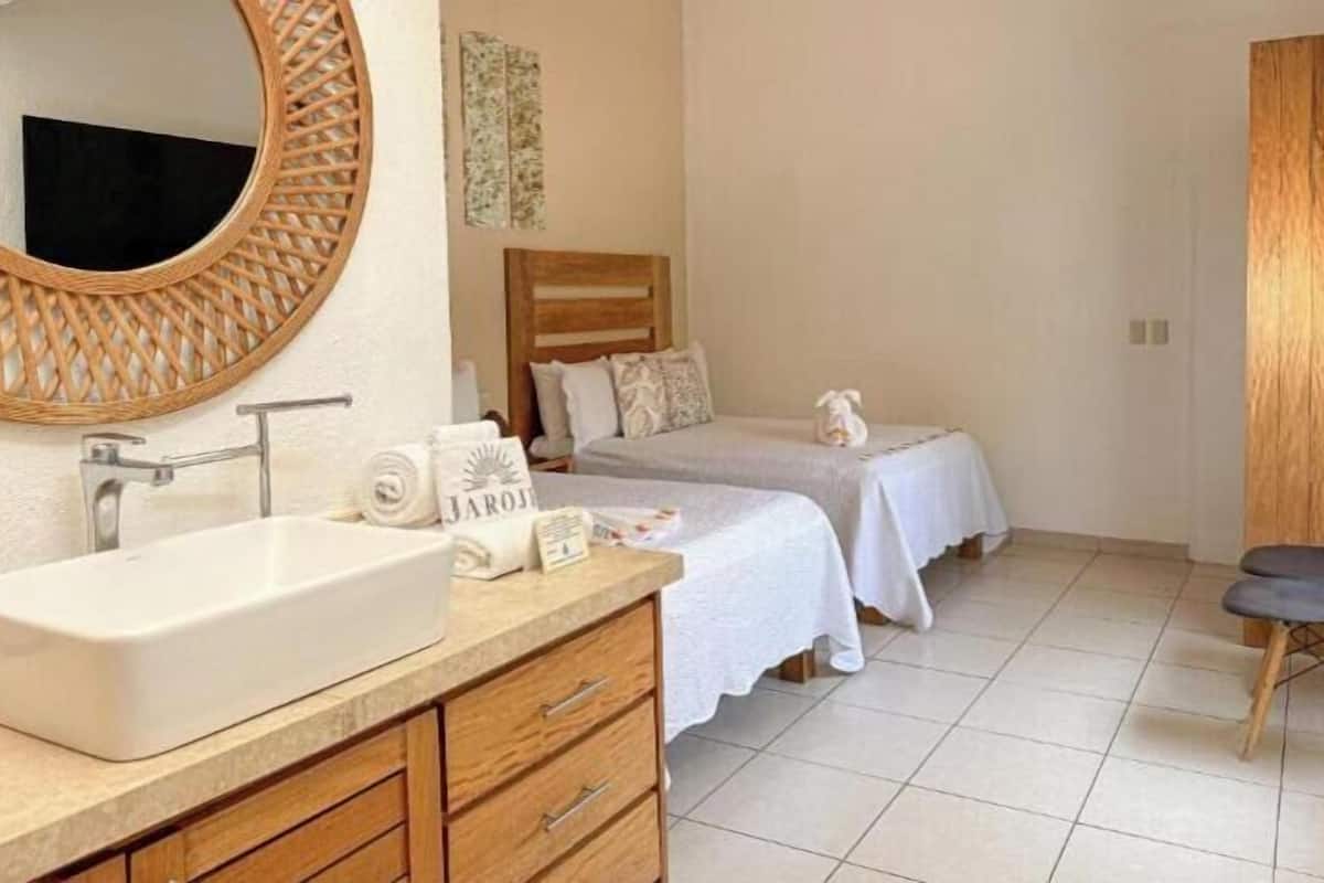 In-room safe, free WiFi, wheelchair access