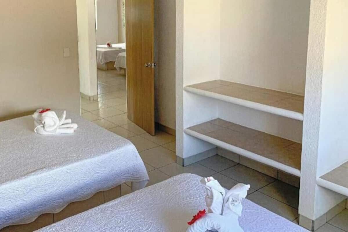 In-room safe, free WiFi, wheelchair access