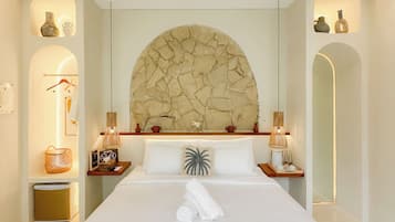 Deluxe Double Room, Pool View | Desk, free WiFi