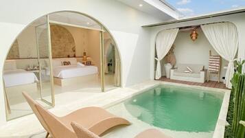 Family Room, Pool View | Kolam renang persendirian