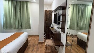 Standard Room | Free WiFi