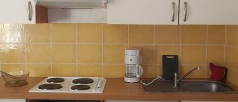 Microwave, oven, dishwasher