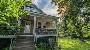House | Terrace/patio