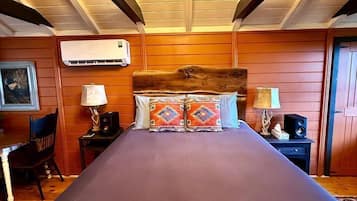 1 bedroom, travel crib, WiFi, bed sheets