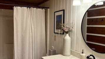 Hair dryer, towels