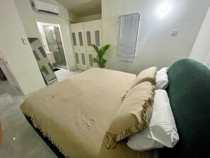 Room - Discovery Bay Villa (Discovery Bay)