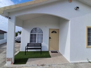 Exterior - Discovery Bay Villa (Discovery Bay)