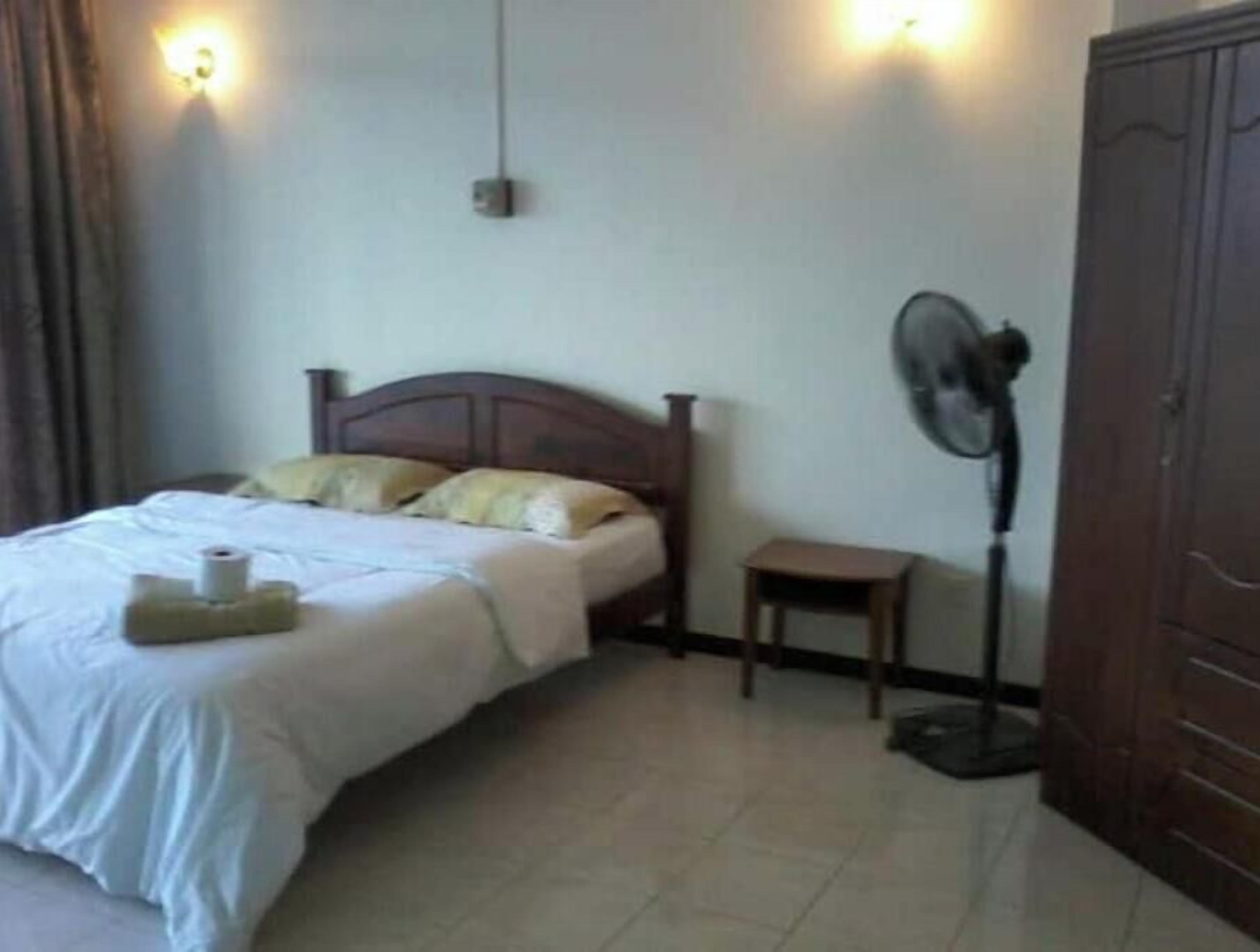 3 quartos, ferros/tábuas de passar roupa, Wi-Fi, roupa de cama
